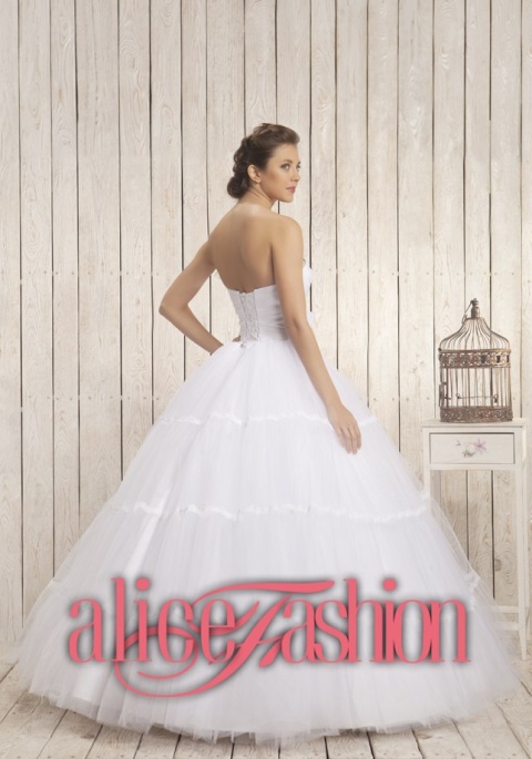 http://svadba-msk.ru/img/common/dress/480x0x0/alice_fashion/spain_2014/335_3.jpg