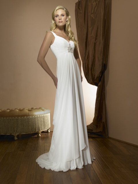 http://svadba-msk.ru/img/common/dress/480x0x0/allure_bridals/limited_2014/big_l302f.jpg_1.jpg