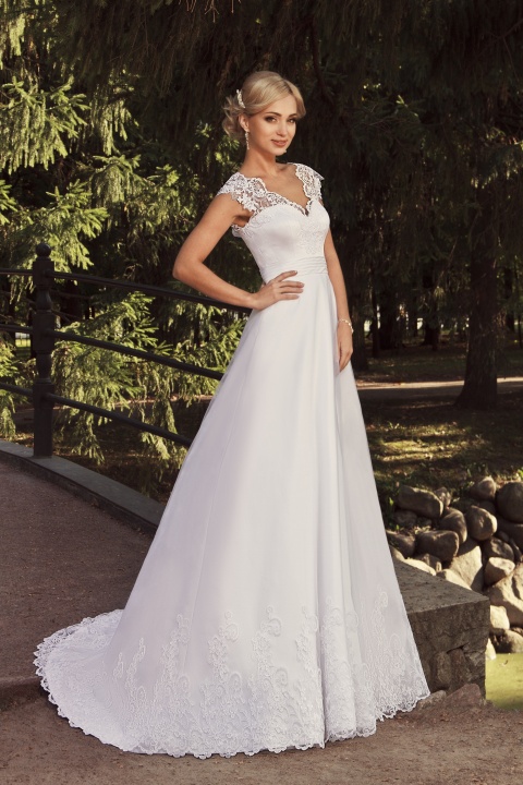 http://svadba-msk.ru/img/common/dress/480x0x0/jully_bride/diamonds_2015/marita_2.jpg_1.jpg