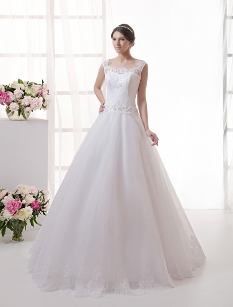 http://svadba-msk.ru/img/common/dress/480x0x0/nava_bride/luminosa_2015/devore.jpg_1.jpg