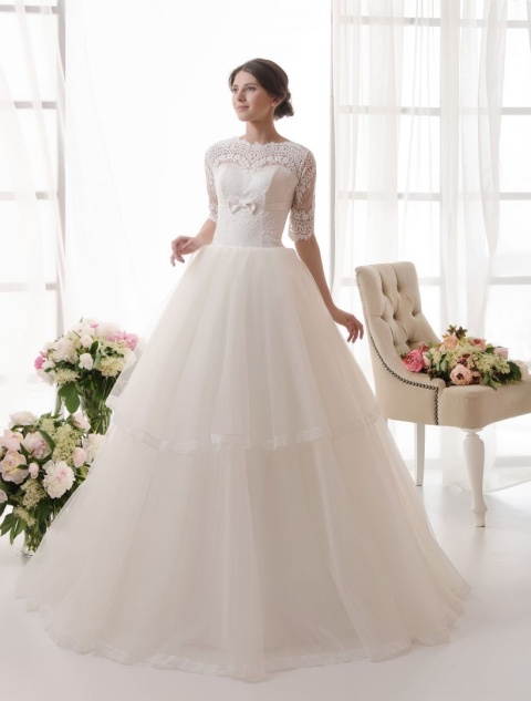 http://svadba-msk.ru/img/common/dress/480x0x0/nava_bride/luminosa_2015/selima.jpg_1.jpg