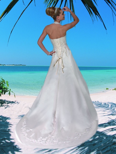 http://svadba-msk.ru/img/common/dress/480x0x0/tomy_mariage/prestige_2014/fergie_2.jpg